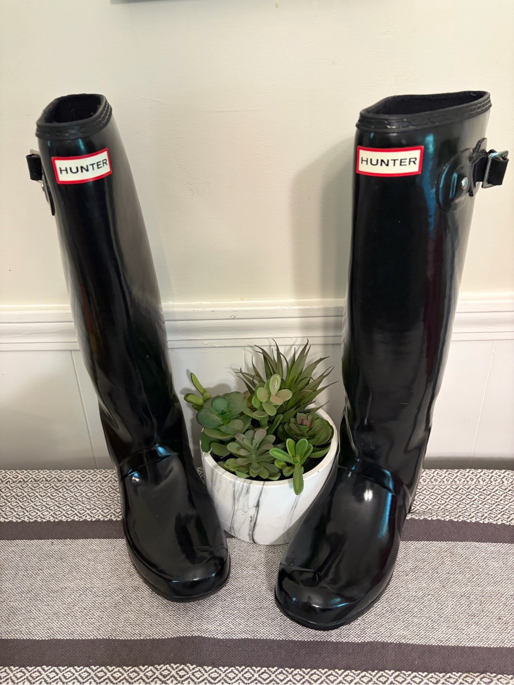Hunter Original Tall Gloss Rain Boots Black Women’s Size 8 Waterproof Classic